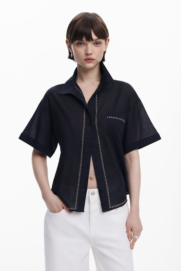 Short-sleeve shirt